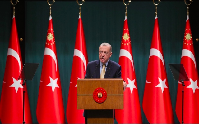 Cumhurbaşkanı Erdoğan: Çalışma ve Sosyal Güvenlik Bakanlığımızdan asgari ücretin yeniden değerlendirilmesini istedim
