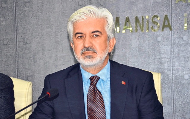 Salih Hızlı Başkanlığında Yeni Ak Parti Yönetimi
