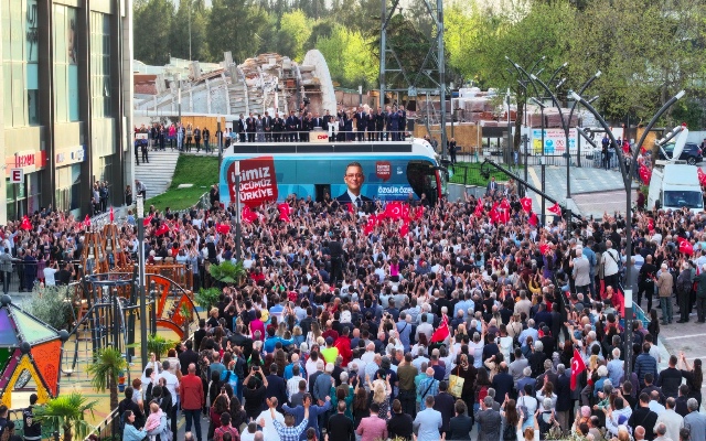 CHP Genel Başkanı Özgür Özel Manisa’da